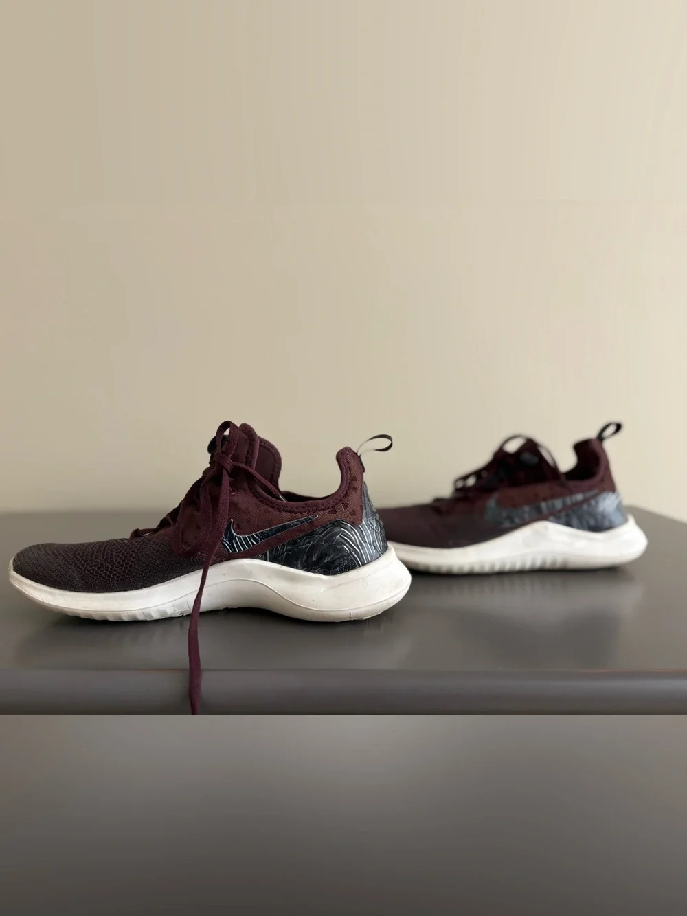 EUC, Women’s Nike Free TR 8 Print Burgundy Crush Training/Workout Shoe, Size 9.5